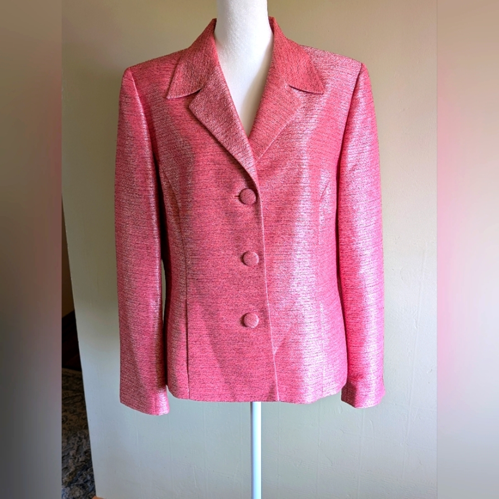 Kasper Pink Blazer with Notched Lapel and Tailored Fit